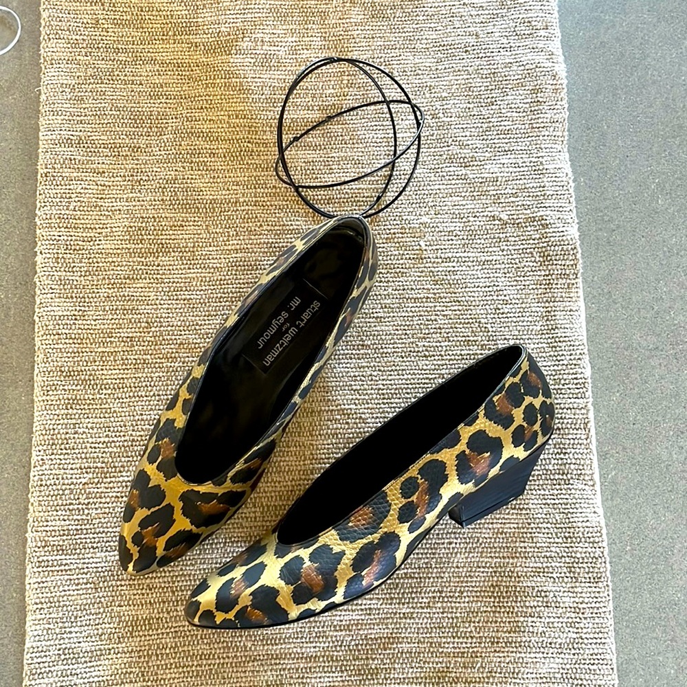 STUART WEITZMAN for MR. SEYMOUR VINTAGE Animal print pumps size 7.5